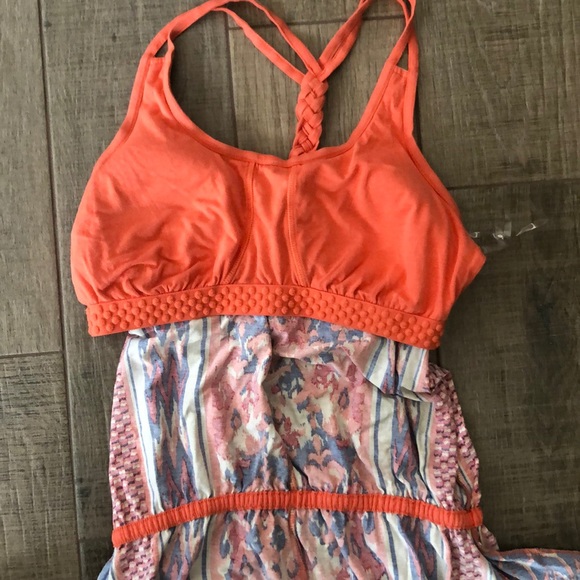 SOLD 🚨The North Face Nicolette Maxi Coral Dress - Picture 5 of 8